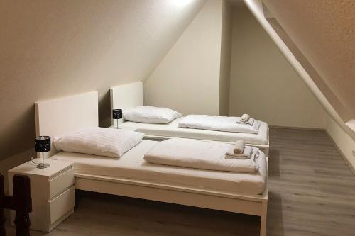 cosy three room apartment with flatscreen TV in Gelsenkirchen, Deutschland