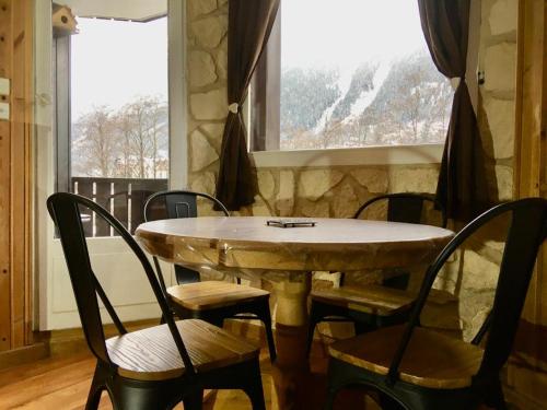 CHAMONIX CENTRE le Grepon 5
