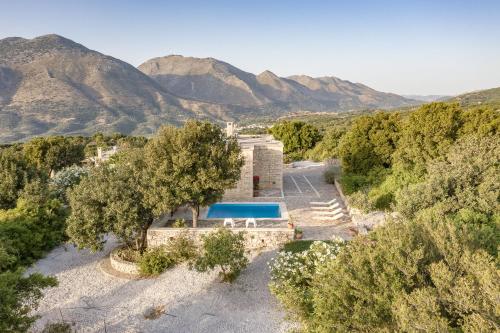 View, Koules Estate, with Private Pools & BBQ - embracing Nature, By ThinkVilla in Kouloukonas