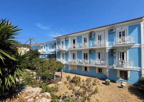 Stratos Hotel - image 9