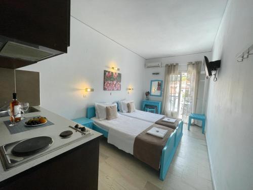 Stratos Hotel - image 14
