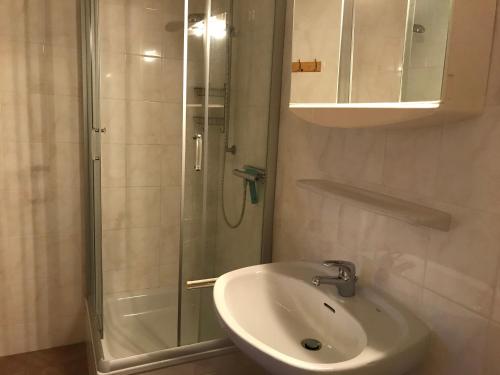 B&B Villa Altero 896m von Pünderich entfernt