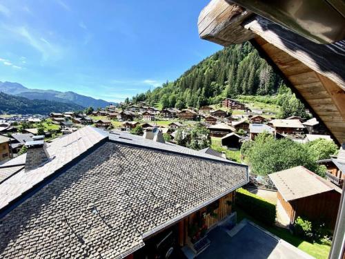 Chalet in Morzine sleeping 12 with sauna, Morzine (Foto 3)