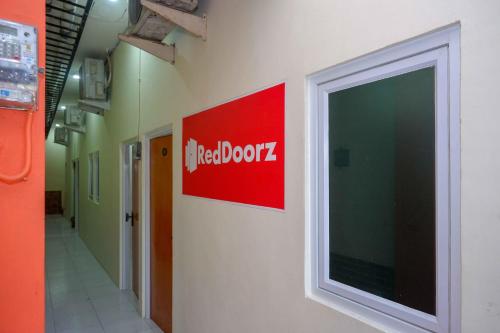 RedDoorz @ Kawasan Industri Candi Semarang