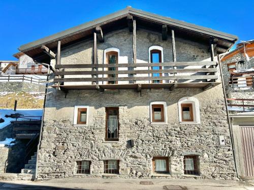 HelloChalet - Chalet White Peak - Mountain view terrace, 100mt from center gîte à louer Crépin