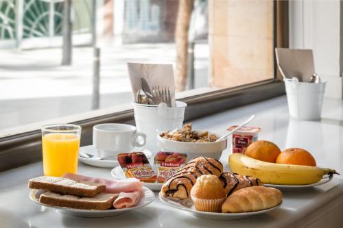 Hostal Baler — other in Torre d'en Damians 11C, Barcelona Spain, 08014