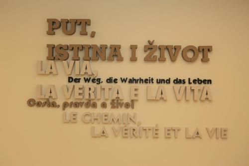 Hotel Leone - image 12