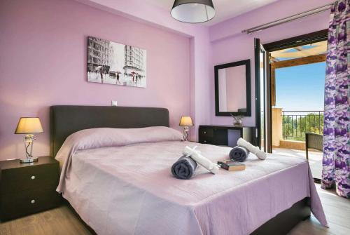  Karavias in Trapezaki