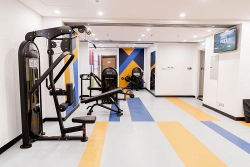Resivation Hotel - Fitness center