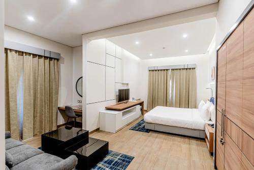 Resivation Hotel in Jebel Ali