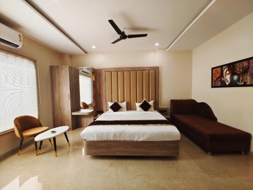 Radha Residency by ShriGo Hotels