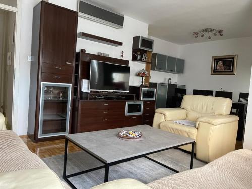 Apartment Host - Location saisonnière - Tuzla