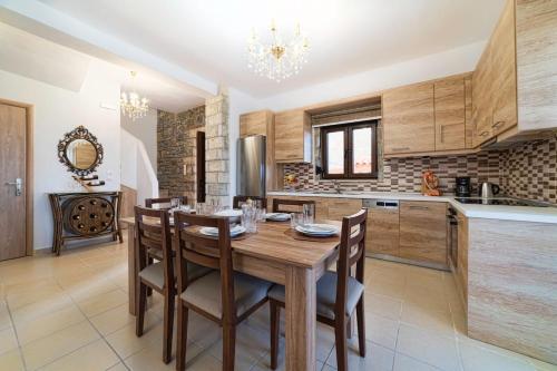 Facilities, Asfendamos Villas in Anogeia