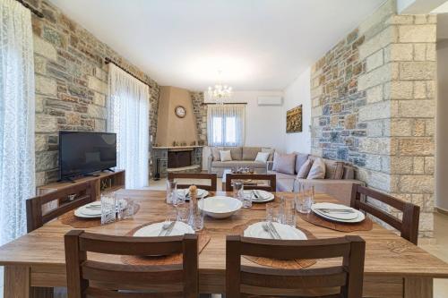 Facilities, Asfendamos Villas in Anogeia