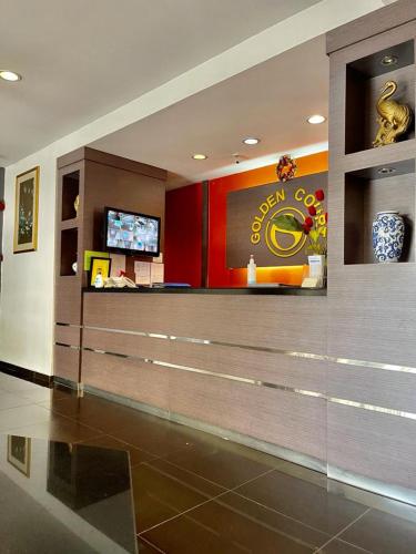 Golden Court Hotel @ Taman Pelangi near The Zon Ferry Terminal