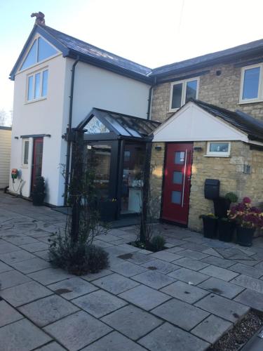 Silverstone Bed And Breakfast