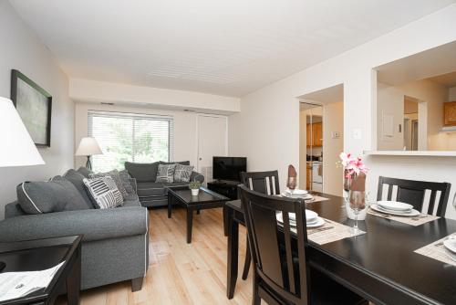 Northwest Washington Center Apartments - image 12