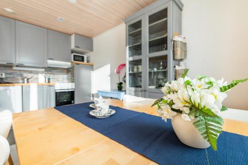Matkailukeskus Lossisaari - image 12