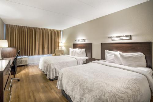 Red Roof Inn PLUS+ Boston - Woburn/ Burlington in Woburn, USA
