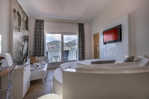 Junior Suite with Balcony