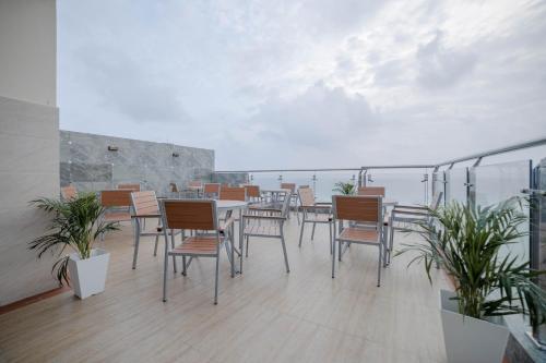 Balcony/terrace, Amber Beach Hotel at Hulhumale in Male International Airport