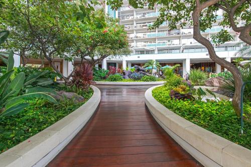 Ilikai Tower 613 City View 1BR - image 17