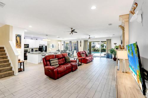 Family Resort - 14BR Mansion - Private Pool and BBQ! - main image