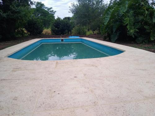 Úszómedence, Cuatro Estaciones in General Rodriguez