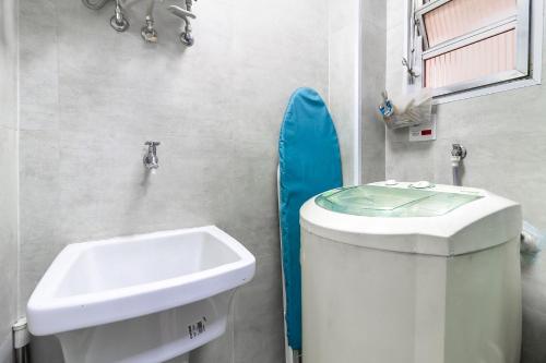Apartamento amplo e confortavel a 2 quadras do metro Santa Cecilia