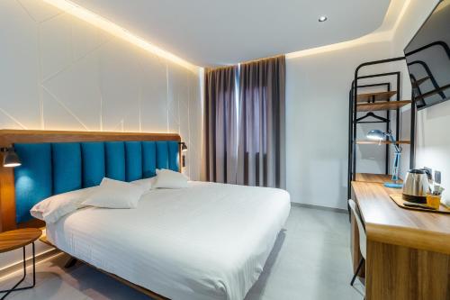 Flatguest RoomTiques Private Rooms in Gran Canaria