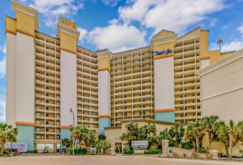 3rd Floor Oceanfront 1 Bedroom Suite! Beach Cove Resort 315