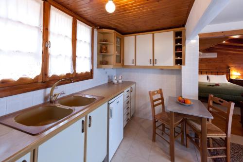 Pension Eleni Room Type - Suite