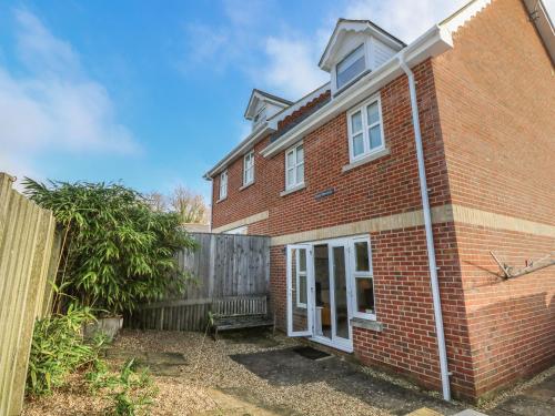 Hurst View - image 11