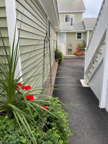 Moontide Motel Apartments and Cabins - image 13