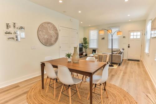 Bright Renovated 4BR 2BA Atlantic City House Steps from Boardwalk