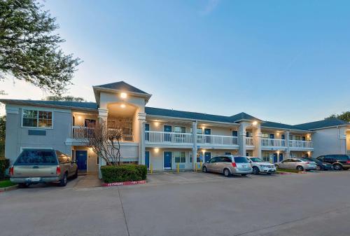 Studio 6-North Richland Hills, TX - Fort Worth in North Richland Hills, USA