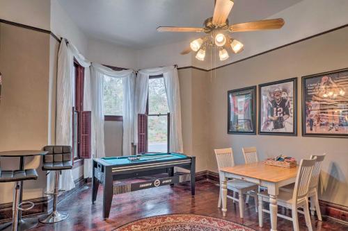 Pet-Friendly Shreveport Home about 1 Mile to Downtown! in Shreveport, USA