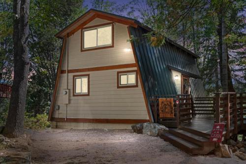 Chief Peak, Fish Camp