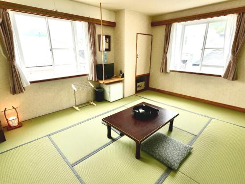 Japanese-Style Room