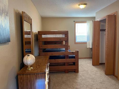 Close to Duluth! Centrally Located-Lake Superior Minutes Away! thumb 2