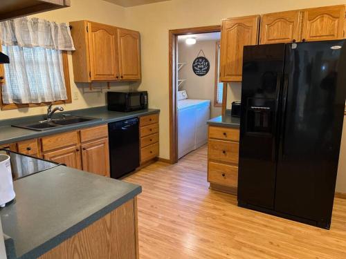 Close to Duluth! Centrally Located-Lake Superior Minutes Away! in Superior, USA