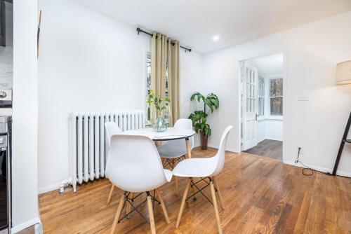 Lovely Ranch House in Windsor, 10 mins to Hartford Connecticut in 康涅狄格州溫莎 (CT)