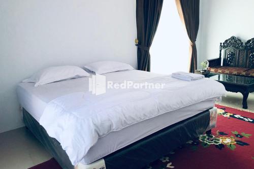Wisma Suci Syariah Polewali Mandar Mitra RedDoorz in Pinrang
