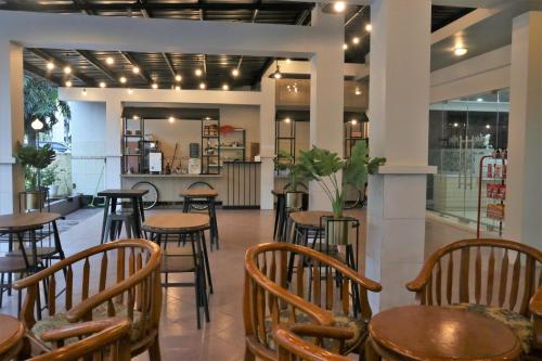 Restaurant, Plum Hotel Lading Banda Aceh in Aceh