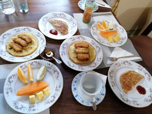 Water Front Home Stay and Resort in Anuradhapura