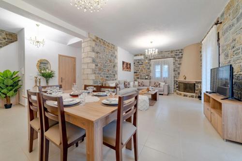 Facilities, Faraggi Villas in Anogeia