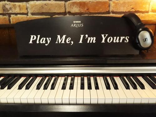 Three Dolphins Hotel with Rooftop terracе Three Dolphins Hotel with Rooftop terracе