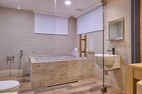 Kyokusui Hotspring Hotel