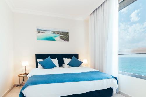 Almog Haifa Israel Apartments in คาร์เมล บีช ฟรอนต์