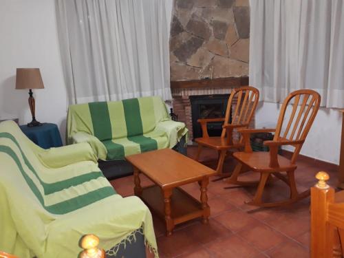 Casa Rural Rio Canto - Accommodation - El Hornillo